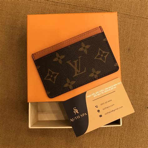 louis vuitton lv card holder